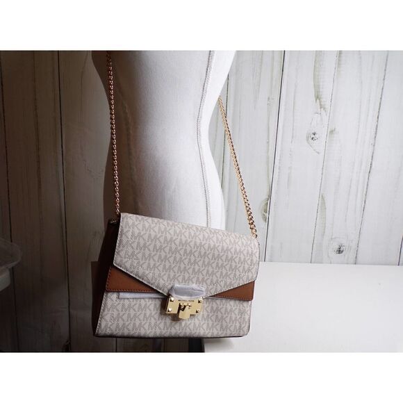 Michael Kors Vanilla Kinsley Xbody NWT - Picture 7 of 8